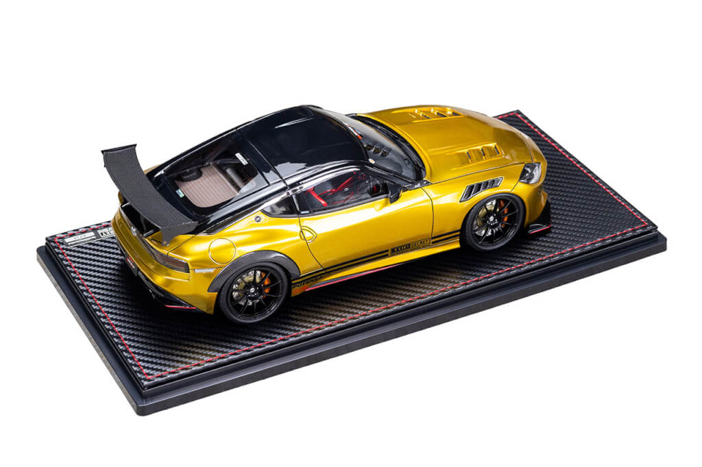 ｲｸﾞﾆｯｼｮﾝﾓﾃﾞﾙRZ34　ｺﾞｰﾙﾄﾞ (2)